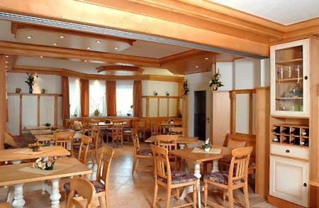 Hotel-Landpension Postwirt Kirchensittenbach Restauracja zdjęcie